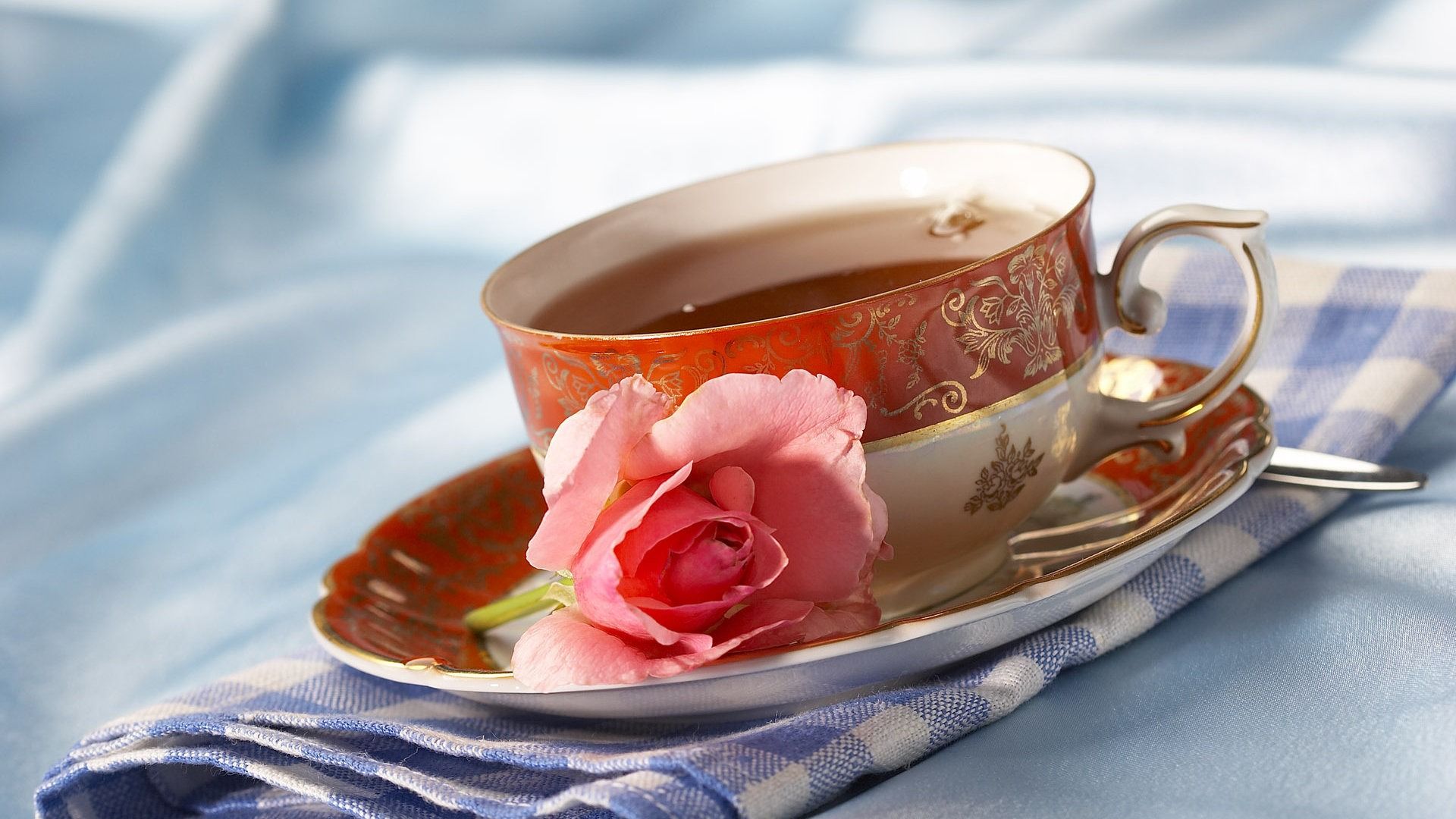 egy csésze tea társkereső)